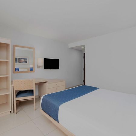 City Express By Marriott Minatitlán Dış mekan fotoğraf