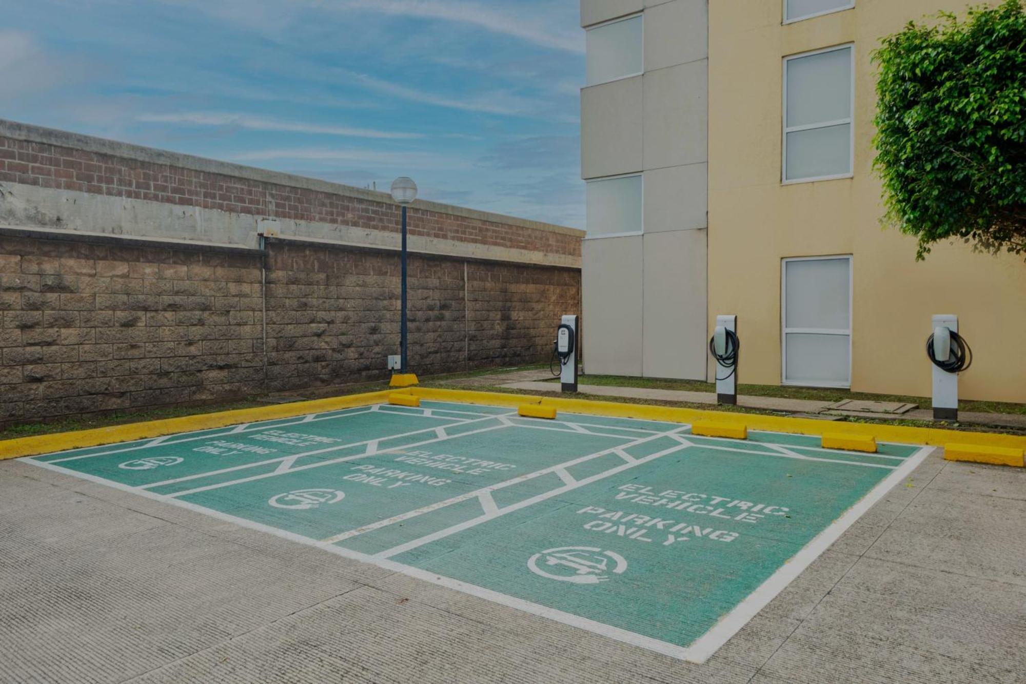 City Express By Marriott Minatitlán Dış mekan fotoğraf